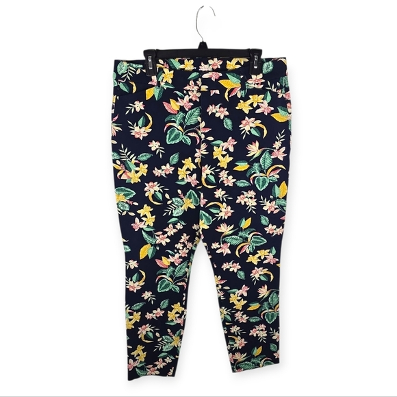 {Old Navy} High Rise Pixie Pants With Secret-Slim Pockets - Navy Floral SIZE 14 - Picture 3 of 14